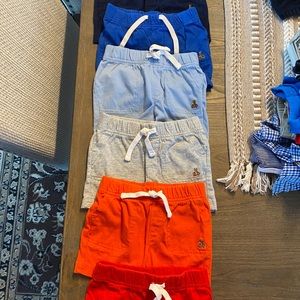 6 pairs of Baby Gap shorts.